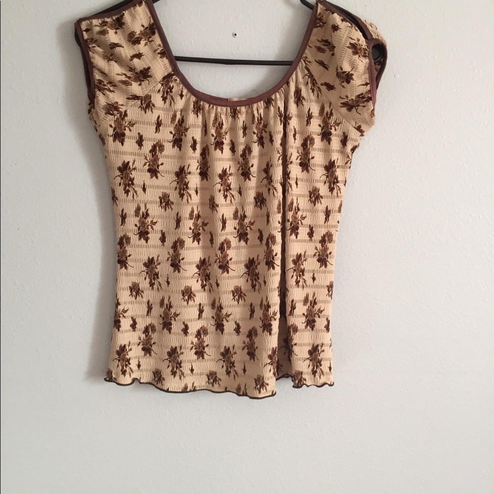 Cute ribbed off the shoulder crop top